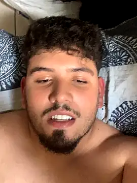 Snapshot of Bbbtro chatting on December 3, 5:33 pm Bbbtro online show from December 3, 5:33 pm