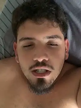 Snapshot of Bbbtro chatting on March 12, 8:37 pm Bbbtro online show from March 12, 8:37 pm