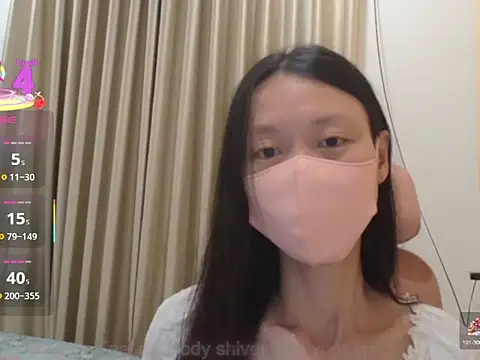 Snapshot of Lil-Cherries chatting on November 9, 3:54 pm Lil-Cherries online show from November 9, 3:54 pm