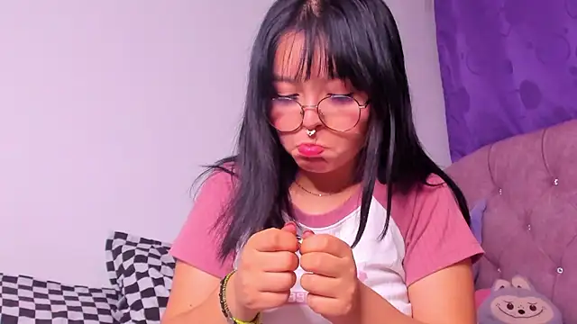 amy  a online show from January 8, 6:26 am