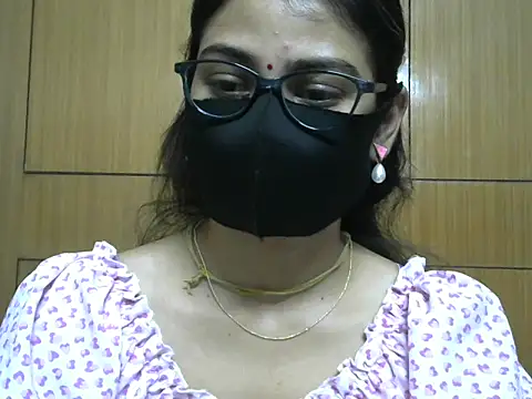 Snapshot of Fairy_Pie chatting on April 3, 8:29 pm Fairy Pie online show from April 3, 8:29 pm