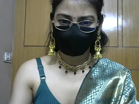 Snapshot of Fairy_Pie chatting on April 30, 7:31 pm Fairy Pie online show from April 30, 7:31 pm