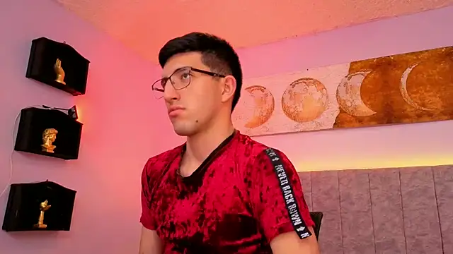 Un Sluttyy online show from November 10, 12:53 am