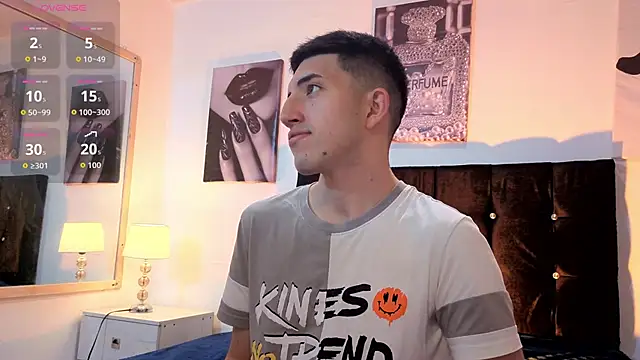 Un Sluttyy online show from February 20, 11:22 am