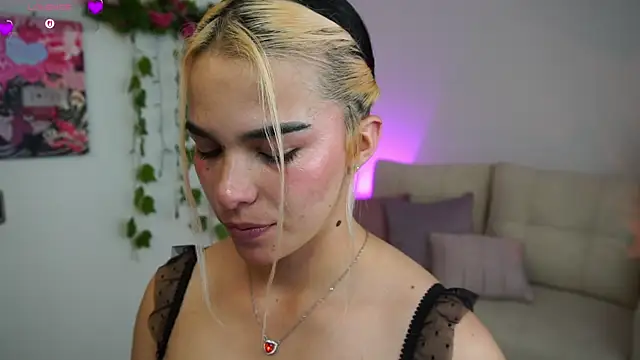 Nahoo   online show from June 13, 4:49 pm