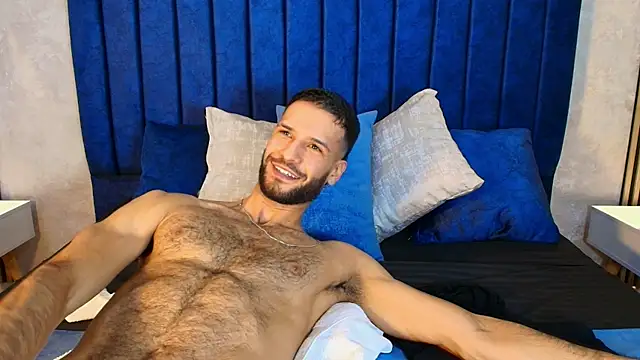 Snapshot of Jacob_Benelli chatting on May 15, 11:23 pm Jacob Benelli online show from May 15, 11:23 pm