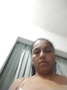 Snapshot of _Lizeth_ chatting on March 28, 4:56 am Lizeth online show from March 28, 4:56 am