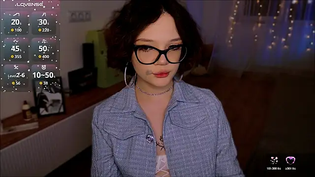 Snapshot of Sweety_cheeky chatting on November 25, 10:32 pm Sweety cheeky online show from November 25, 10:32 pm