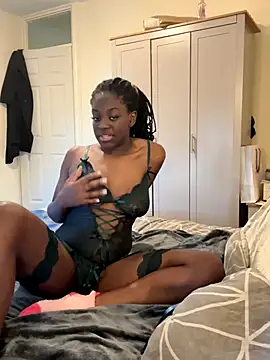 Snapshot of bry8661 chatting on December 2, 11:59 am bry8661 online show from December 2, 11:59 am