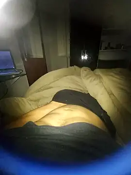 Snapshot of fireblond01 chatting on November 7, 1:38 am fireblond01 online show from November 7, 1:38 am