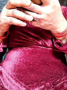 Mastani bhabhi online show from December 17, 9:04 am