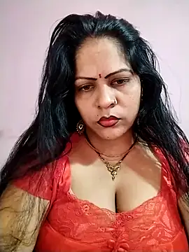 Snapshot of lovely__queen chatting on November 9, 9:07 am lovely queen online show from November 9, 9:07 am