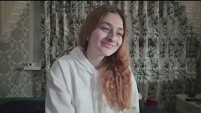 SweetLiaison online show from December 20, 7:21 pm