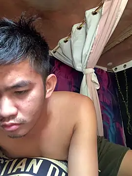 Snapshot of denzkylexx chatting on January 17, 5:23 am denzkylexx online show from January 17, 5:23 am