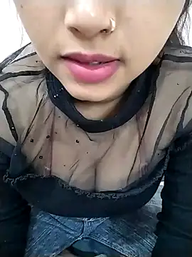 Sexy Divya   online show from December 17, 6:08 am