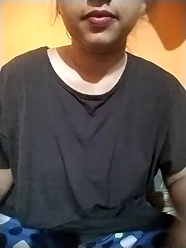 Snapshot of Sexy_Divya__ chatting on May 11, 6:16 pm Sexy Divya online show from May 11, 6:16 pm