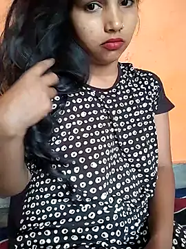 Snapshot of Sexy_Divya__ chatting on May 17, 12:41 am Sexy Divya online show from May 17, 12:41 am
