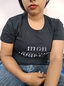 Snapshot of Sexy_Divya__ chatting on June 2, 6:26 am Sexy Divya online show from June 2, 6:26 am