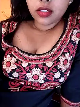 Snapshot of Sexy_Divya__ chatting on June 5, 6:52 am Sexy Divya online show from June 5, 6:52 am