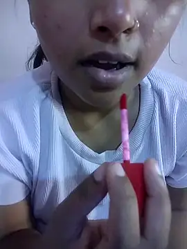 Snapshot of Sexy_Divya__ chatting on June 9, 6:03 am Sexy Divya online show from June 9, 6:03 am