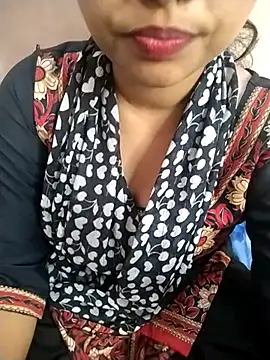 Snapshot of Sexy_Divya__ chatting on June 12, 5:39 am Sexy Divya online show from June 12, 5:39 am
