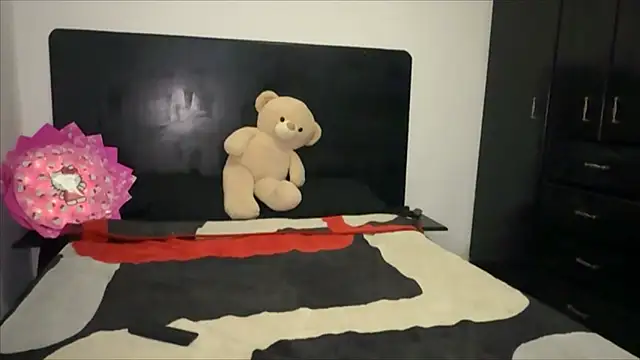 vanevip123 online show from March 12, 10:54 am