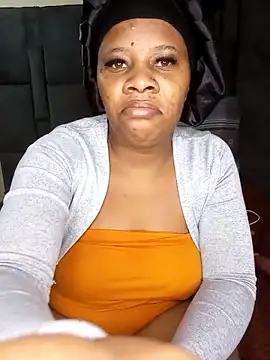 Emmylove-xr25 online show from April 24, 11:01 am