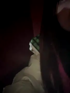 Snapshot of luna-sisi chatting on December 4, 4:55 am luna-sisi online show from December 4, 4:55 am