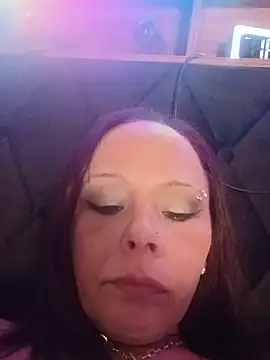 nikkibae33 online show from June 18, 1:50 am