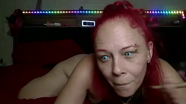 nikkibae33 online show from July 6, 7:16 am