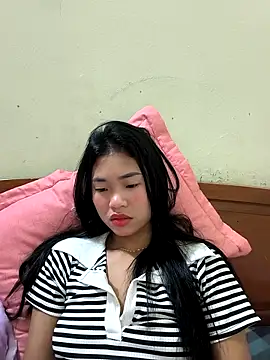 Lynly k2 online show from March 12, 1:23 am