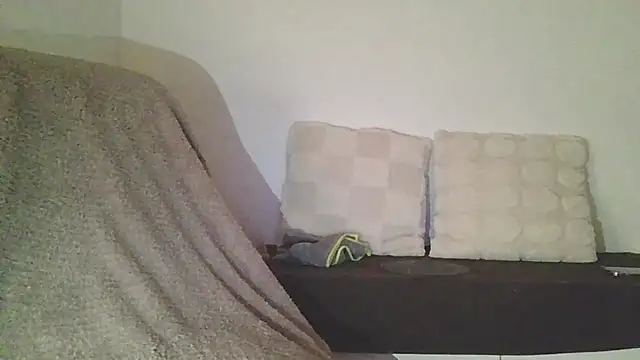 JAY20C16 online show from March 14, 2:55 pm