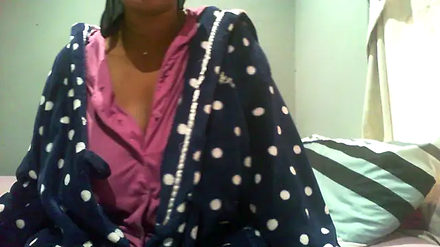 DustyLucy02 online show from May 3, 4:51 am