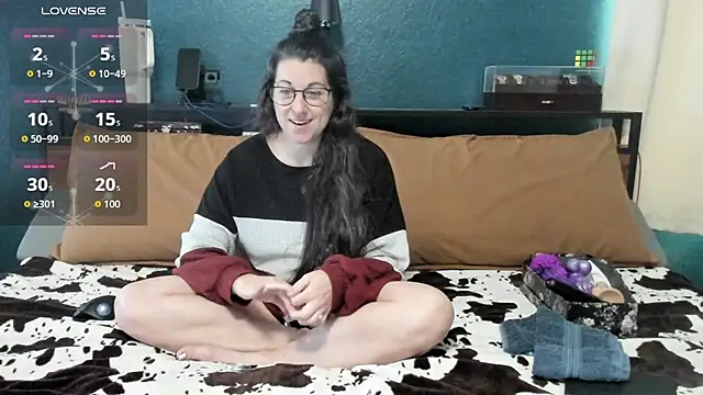 Snapshot of Sammie_Ray chatting on June 17, 2:29 pm Sammie Ray online show from June 17, 2:29 pm
