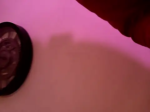 Snapshot of Olifesse chatting on February 28, 7:59 pm Olifesse online show from February 28, 7:59 pm