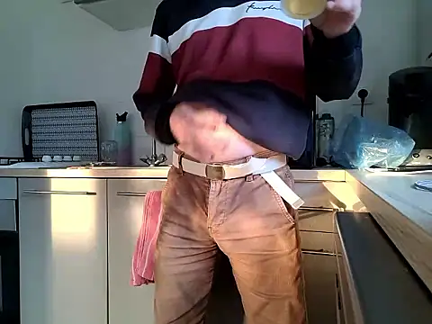 Snapshot of Olifesse chatting on March 20, 5:07 pm Olifesse online show from March 20, 5:07 pm