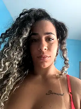 vivianeleoa online show from July 29, 5:11 pm