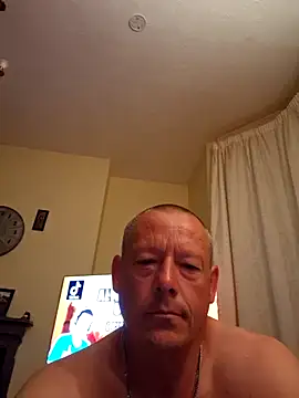 Snapshot of Tyson120 chatting on July 31, 10:31 pm Tyson120 online show from July 31, 10:31 pm