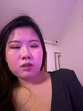 Snapshot of xoxo7799 chatting on March 12, 7:20 pm xoxo7799 online show from March 12, 7:20 pm