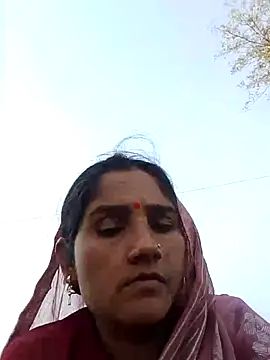 Snapshot of Seema_ji12 chatting on January 11, 9:36 am Seema ji12 online show from January 11, 9:36 am