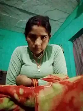 Snapshot of Seema_ji12 chatting on January 12, 2:22 pm Seema ji12 online show from January 12, 2:22 pm