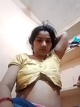 Snapshot of Seema_ji12 chatting on February 13, 1:12 am Seema ji12 online show from February 13, 1:12 am