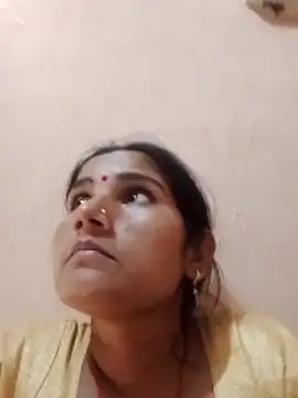 Snapshot of Seema_ji12 chatting on March 5, 5:47 am Seema ji12 online show from March 5, 5:47 am