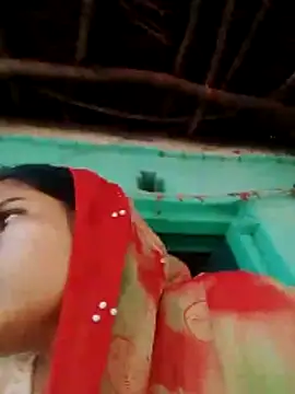 Snapshot of Seema_ji12 chatting on March 26, 7:36 am Seema ji12 online show from March 26, 7:36 am
