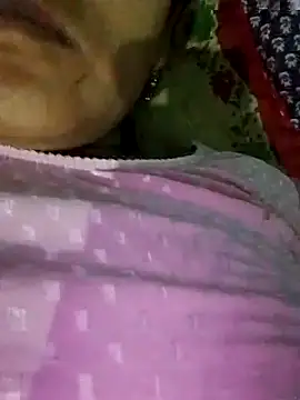 Snapshot of Seema_ji12 chatting on March 27, 3:45 pm Seema ji12 online show from March 27, 3:45 pm
