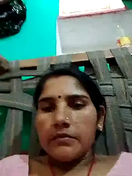 Snapshot of Seema_ji12 chatting on April 14, 9:37 am Seema ji12 online show from April 14, 9:37 am