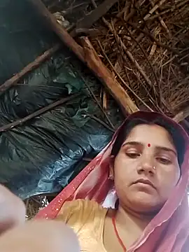 Snapshot of Seema_ji12 chatting on June 3, 1:19 am Seema ji12 online show from June 3, 1:19 am