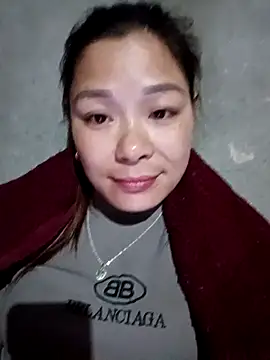 Lyla john online show from February 4, 1:17 pm