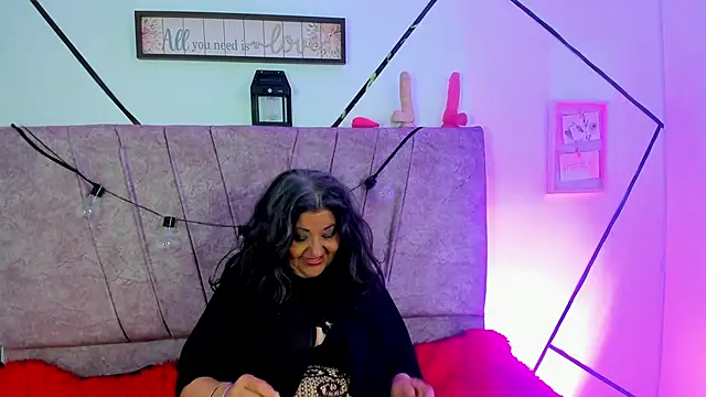 Victoriaa Anderson online show from February 19, 8:38 pm