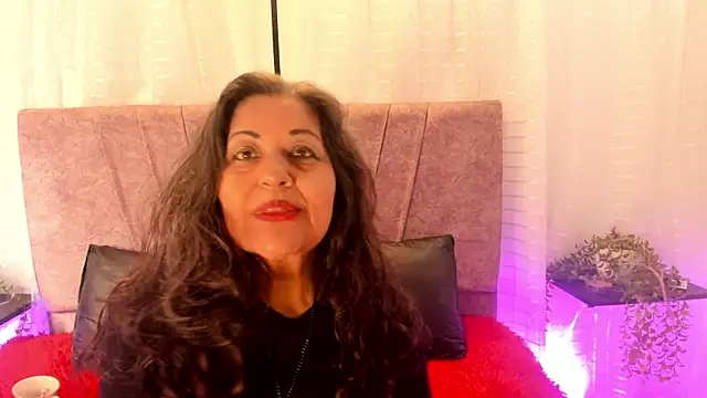 Snapshot of Victoriaa_Anderson chatting on June 1, 1:02 pm Victoriaa Anderson online show from June 1, 1:02 pm